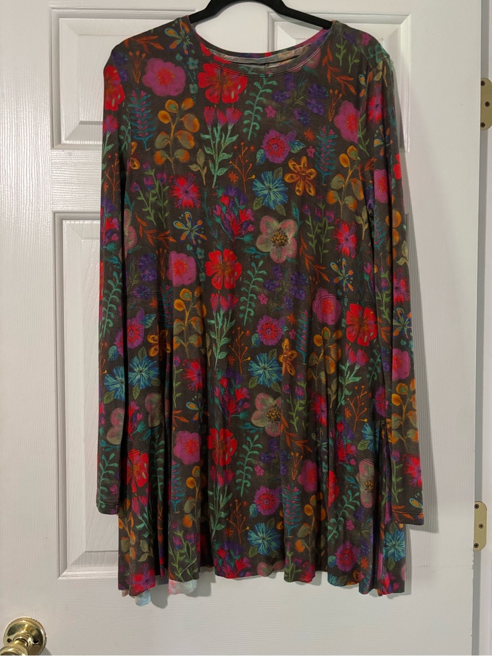 NATURAL LIFE Long-Sleeve Floral Swing Dress with Multicolor Blooms